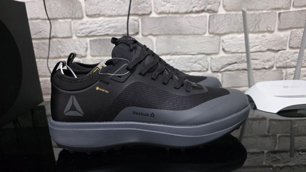 Оригинальные кроссы Reebok