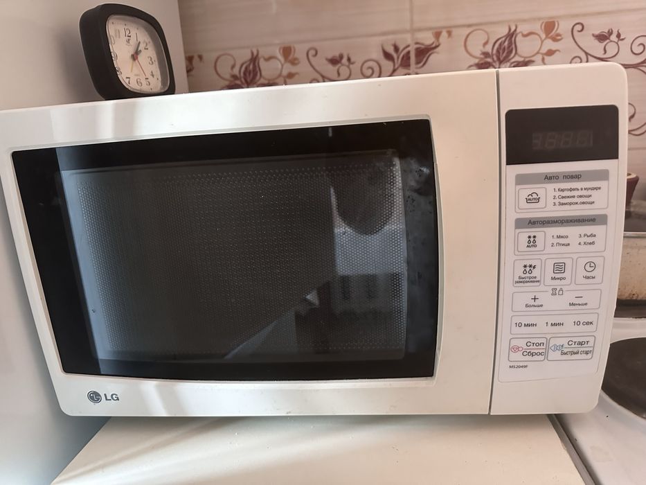 Продам микроволновку LG