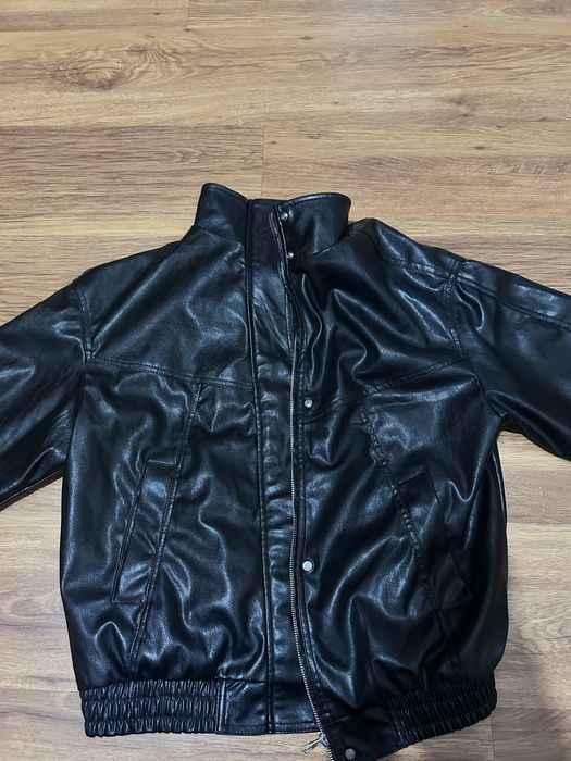 "Кожено" Яке от Bershka