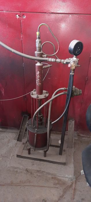 Обурудование в комплекте для освидетельствование газовых баллонов.