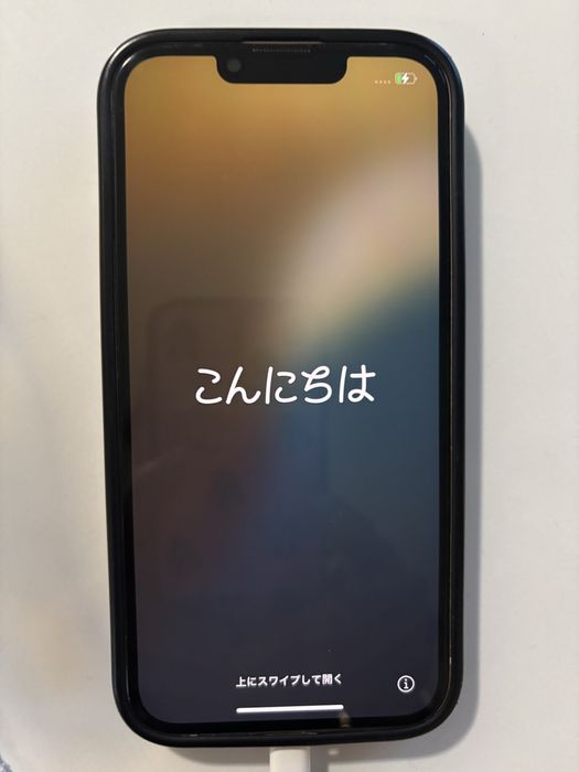 IPhone 13 128 GB бледо розов - без следи от употреба с нов протектор