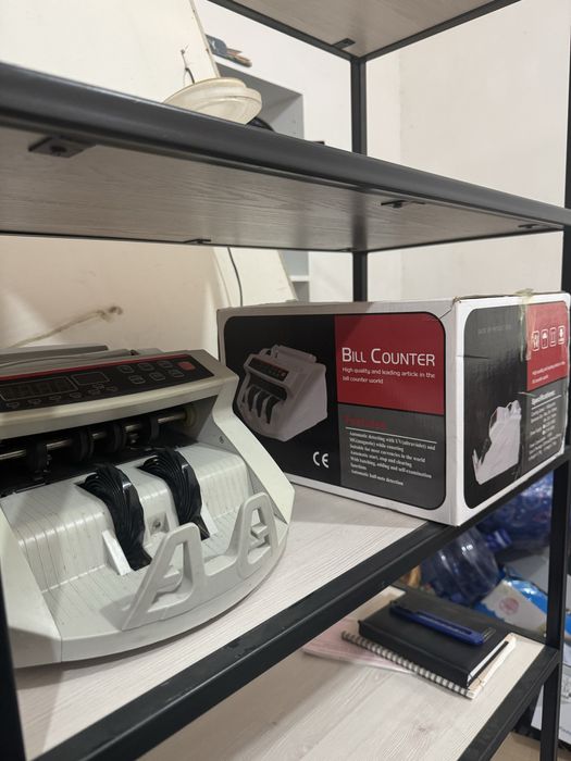 Счетная машинка для денег в новом состоянии!