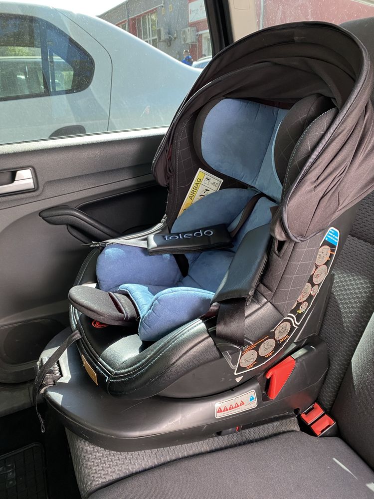 Scaun auto Chipolino Toledo cu sistem isofix si sezut rotativ 0-18kg