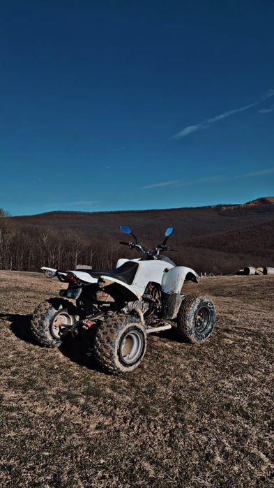 Vând atv urgent detali la nr de tel