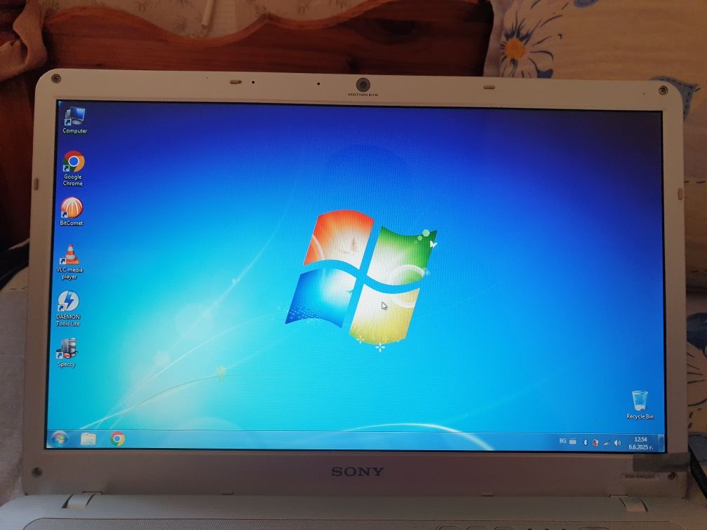 Продавам лаптоп Sony Vaio