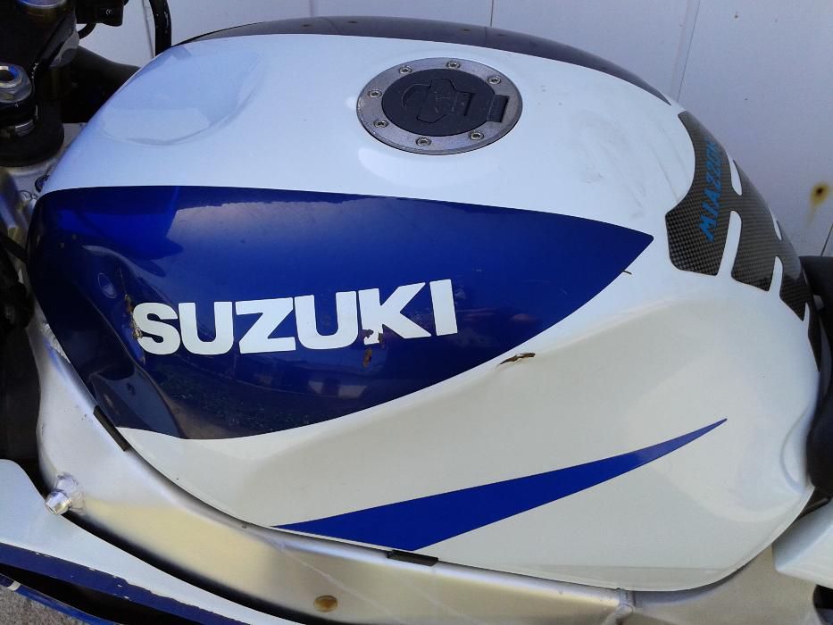 suzuki gsxr 600 srad само на части сузуки гсхр 600 срад