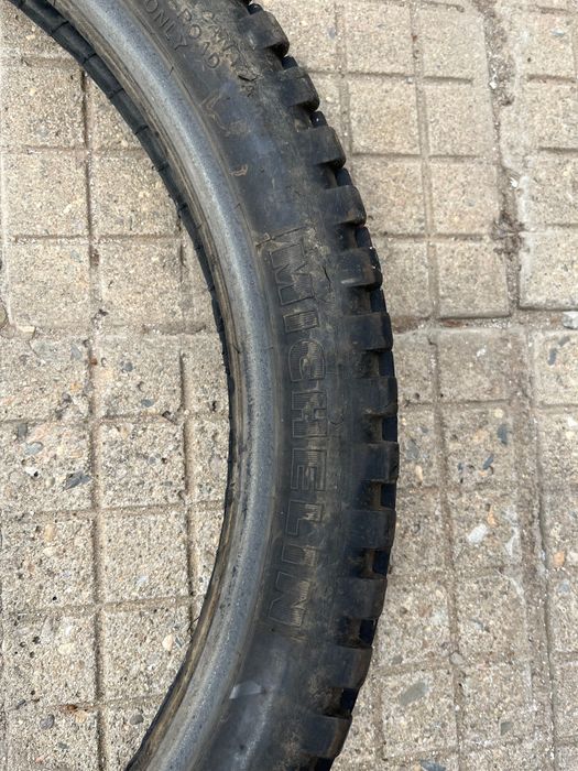 Кросови гуми за мотор