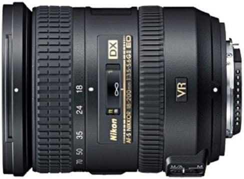 Цена снижена ОБъектив Nikon 18-200 в отличном состоянии