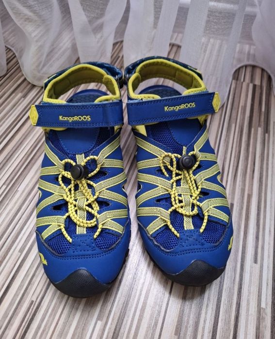 Sandale KangaRoos mărime 40 ca noi.