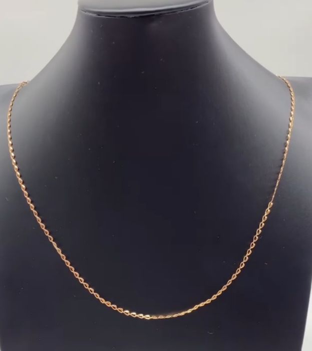 Продам золотую цепочку