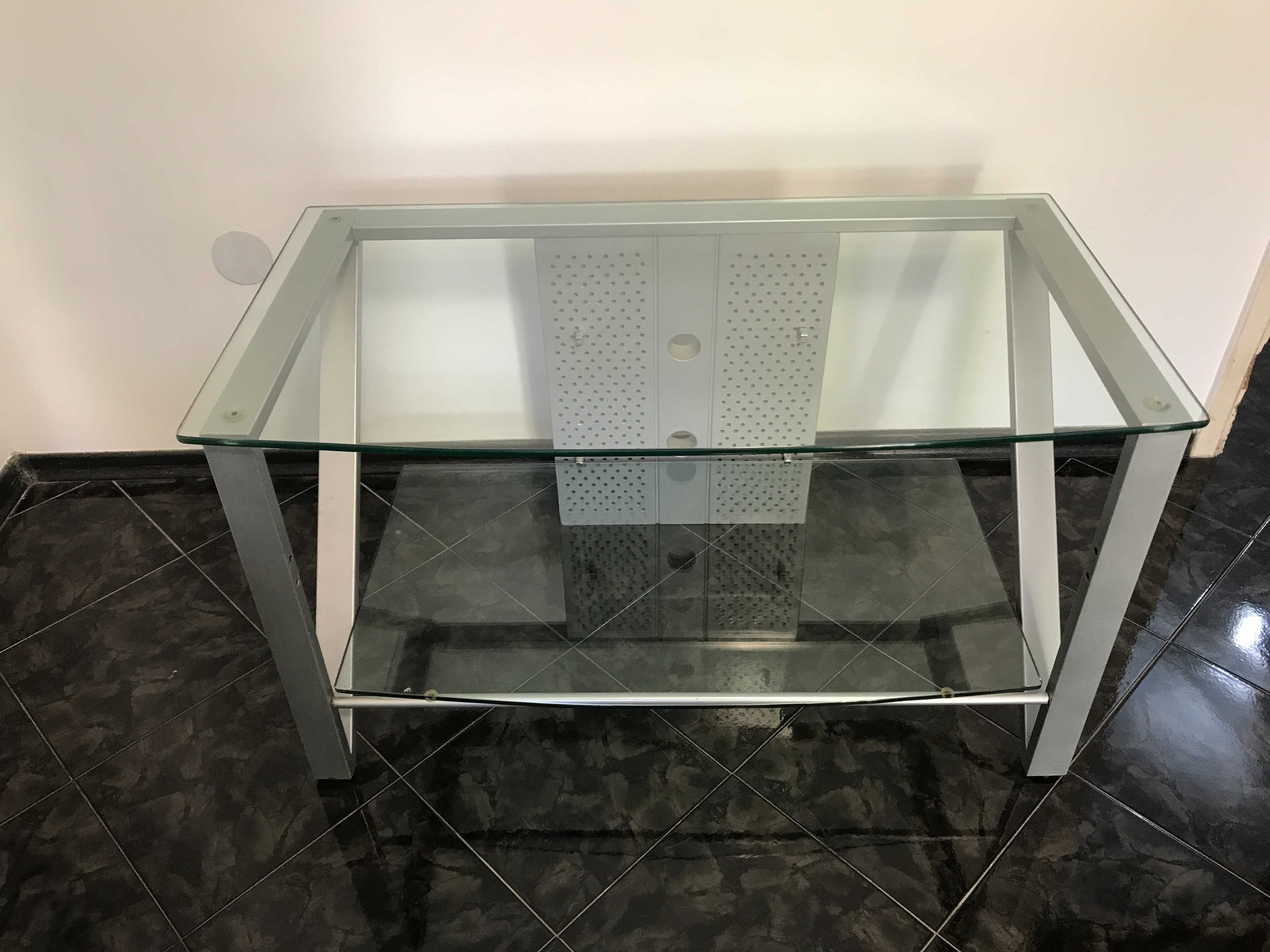 Стъклена ТВ маса