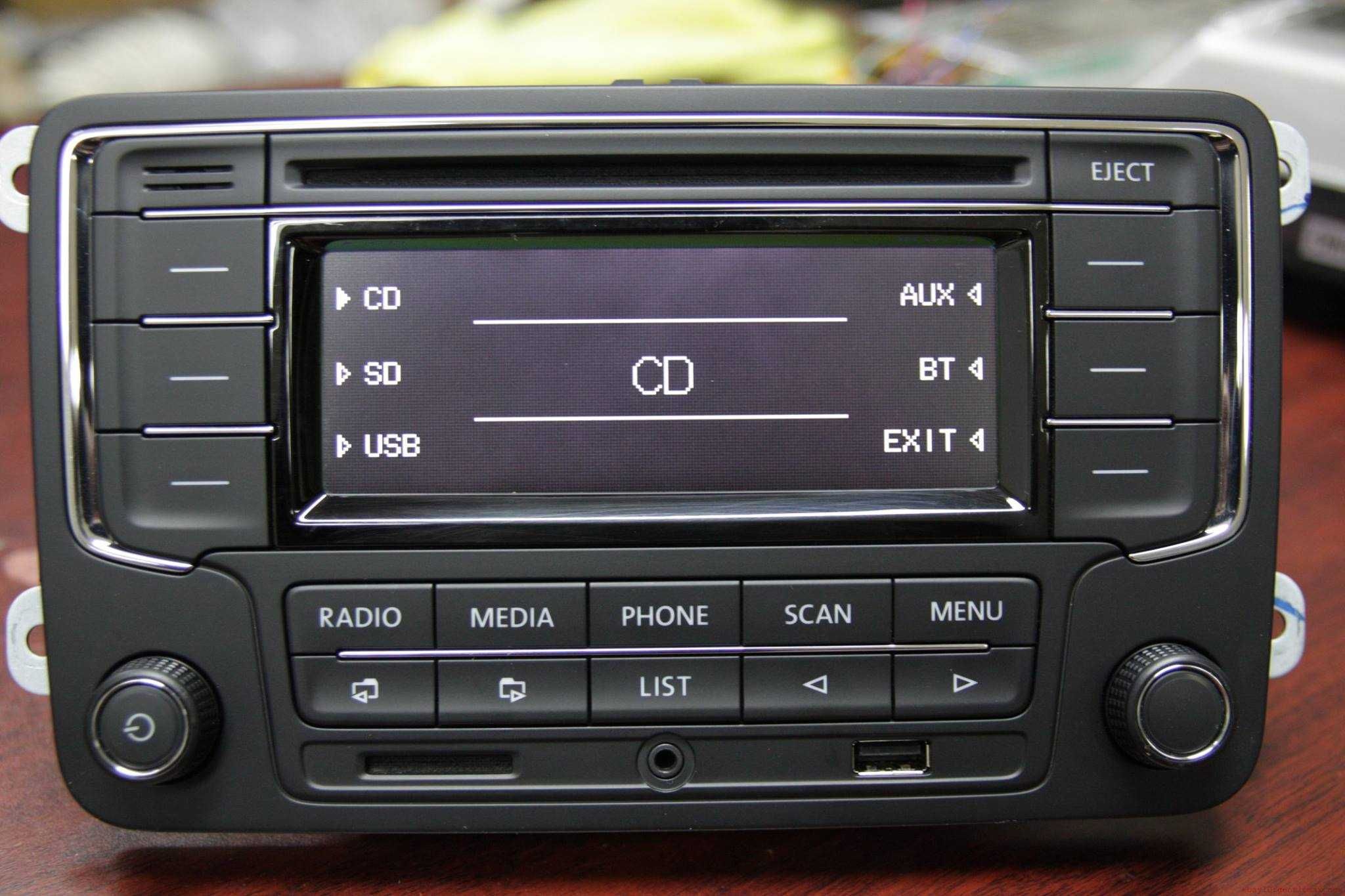 Radio original Volkswagen Bluetooth Passat Golf 5 Touran USB VW RCN210