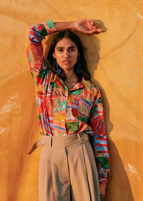 Риза на френската марка Sezane прекрасен цвят, нова от сайта