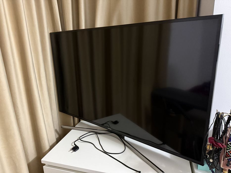 Televizor Led Smart Samsung 4k 125 cm UE50MU6102K