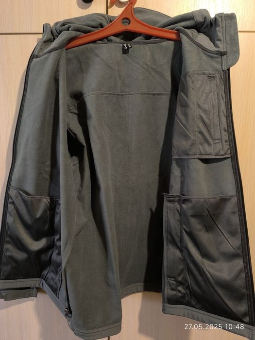 Продам куртку soft shell