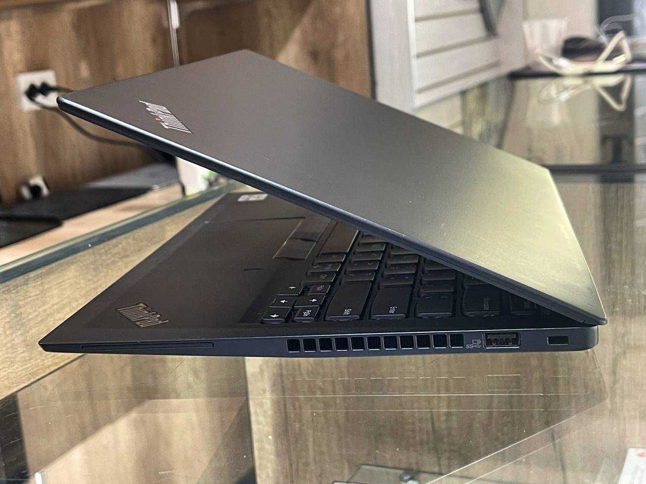 Lenovo ThinkPad T14s Core i7-10610U ram 16 ssd 256
