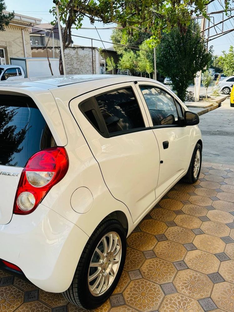 Xolati zur alo darajada
