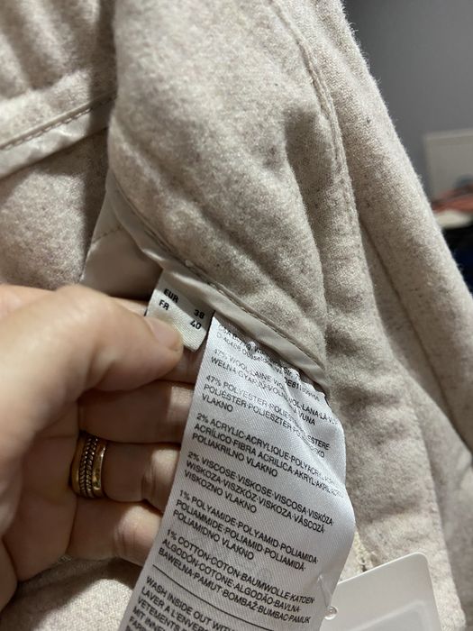 Pantaloni noi cu 47% lână, marimea 44