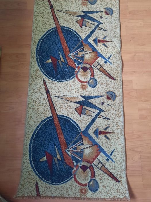 Set covoare diferite modele și dimensiuni