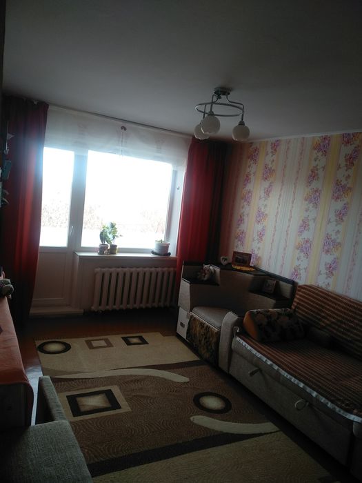 2комн улучшенная 10мкр Набережная, 35