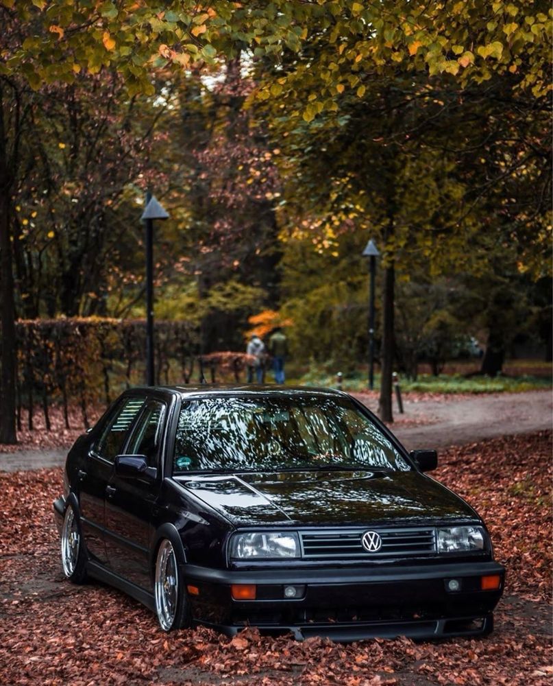 Фары на Volkswagen Jetta 2