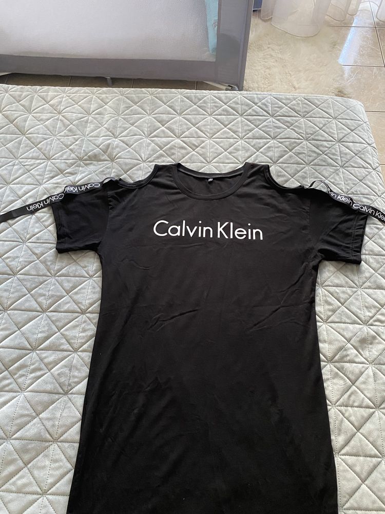 Рокля Calvin Klein (чисто нова)S размер