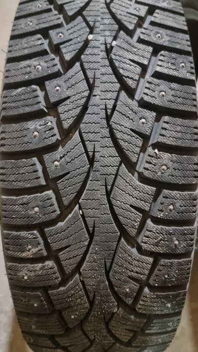 225/65/17  зимние шины с ширами