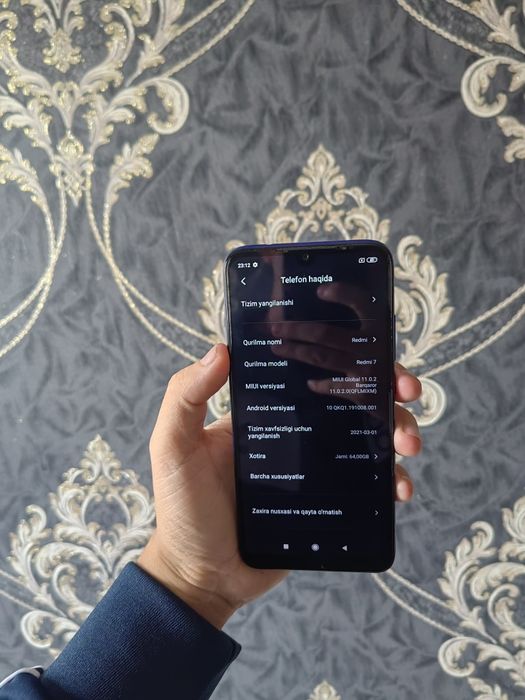 Redmi 7 4/64gb sotiladi