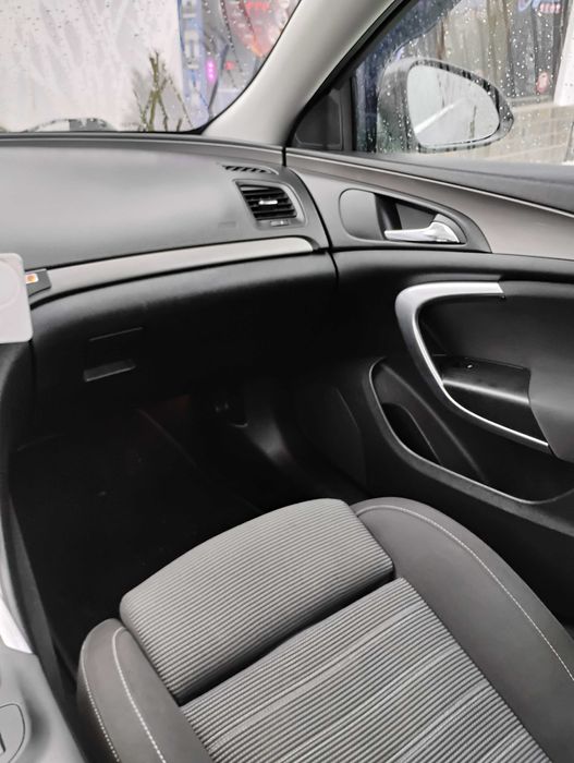 De vânzare Opel insignia