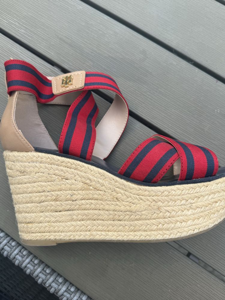 Tommy Hilfiger сандали