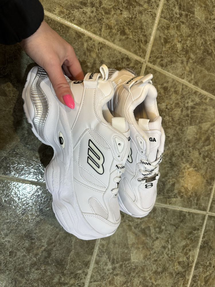 Balenciaga Cargo