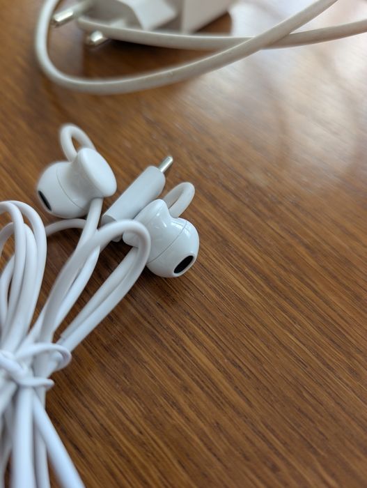 Încărcător rapid + casti originale Google Pixel