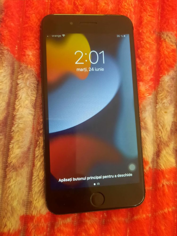 Ipone 7plus de varzare oferta 300 lei are un drifec  ca nu merge buton