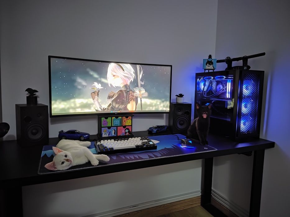 Pc gaming 4070 13600k 32gb ddr5 2tb