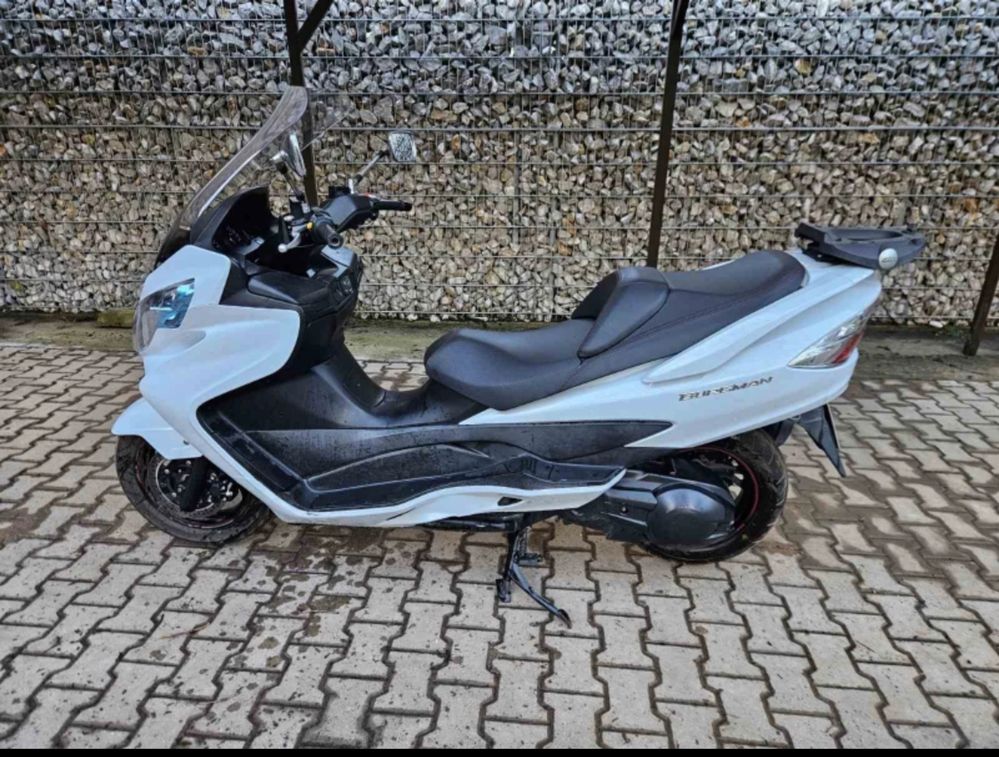 Suzuki Burgman.450cc
