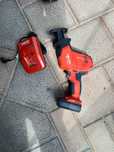 Ferăstrău  pe  acumulatori HILTI SR 2-A 12