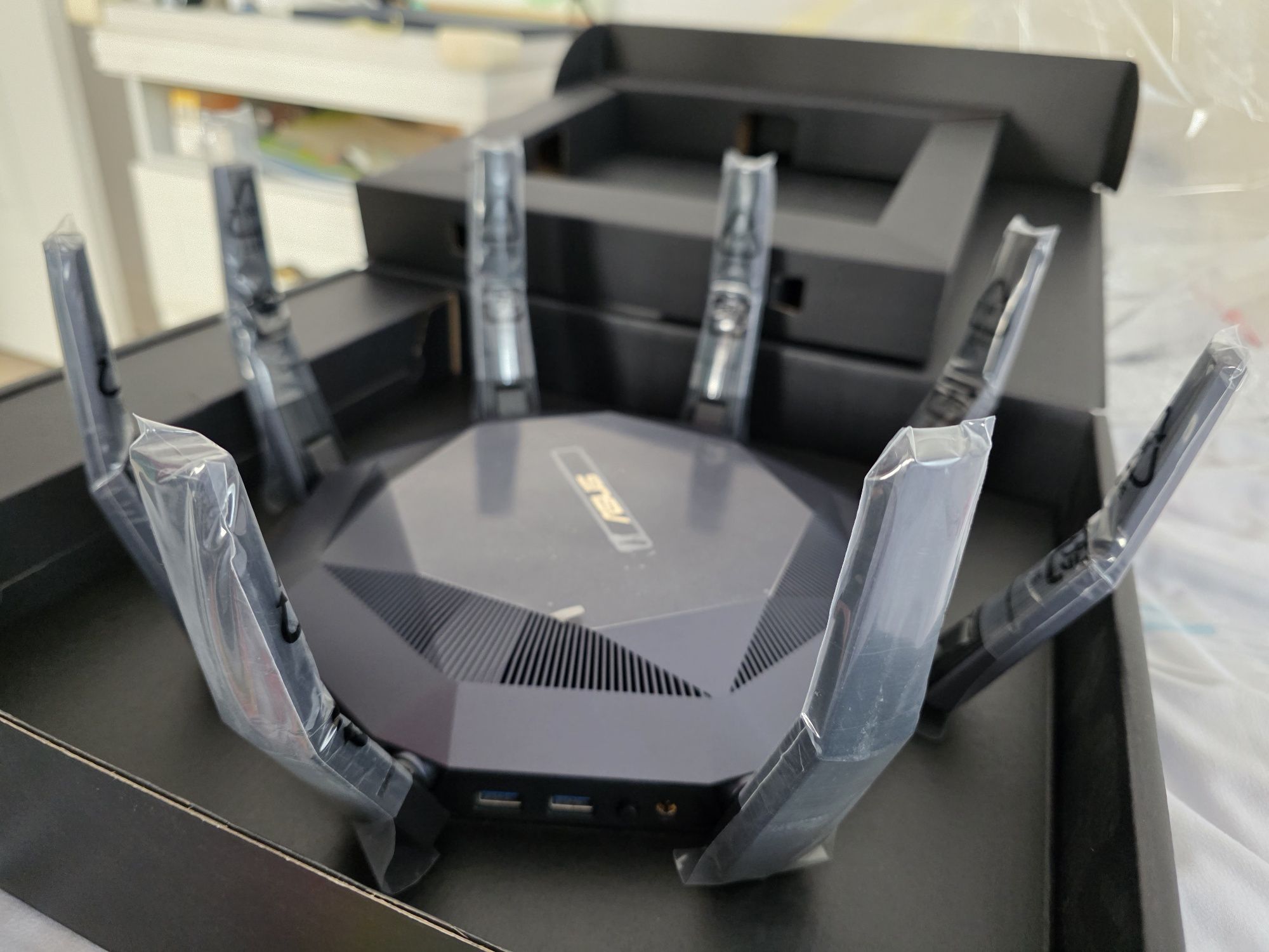 Router ASUS RT-AX89X
