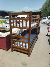 двухэтажный кроват  детский ,деревянный  сосна