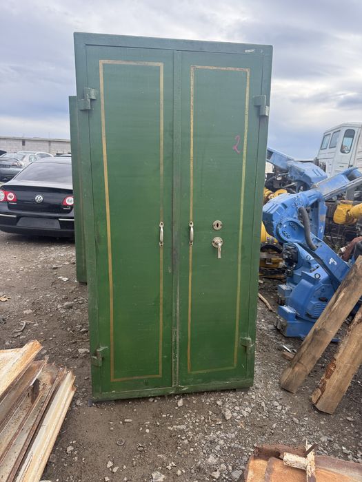 4 броя Каса за оръжие или документи