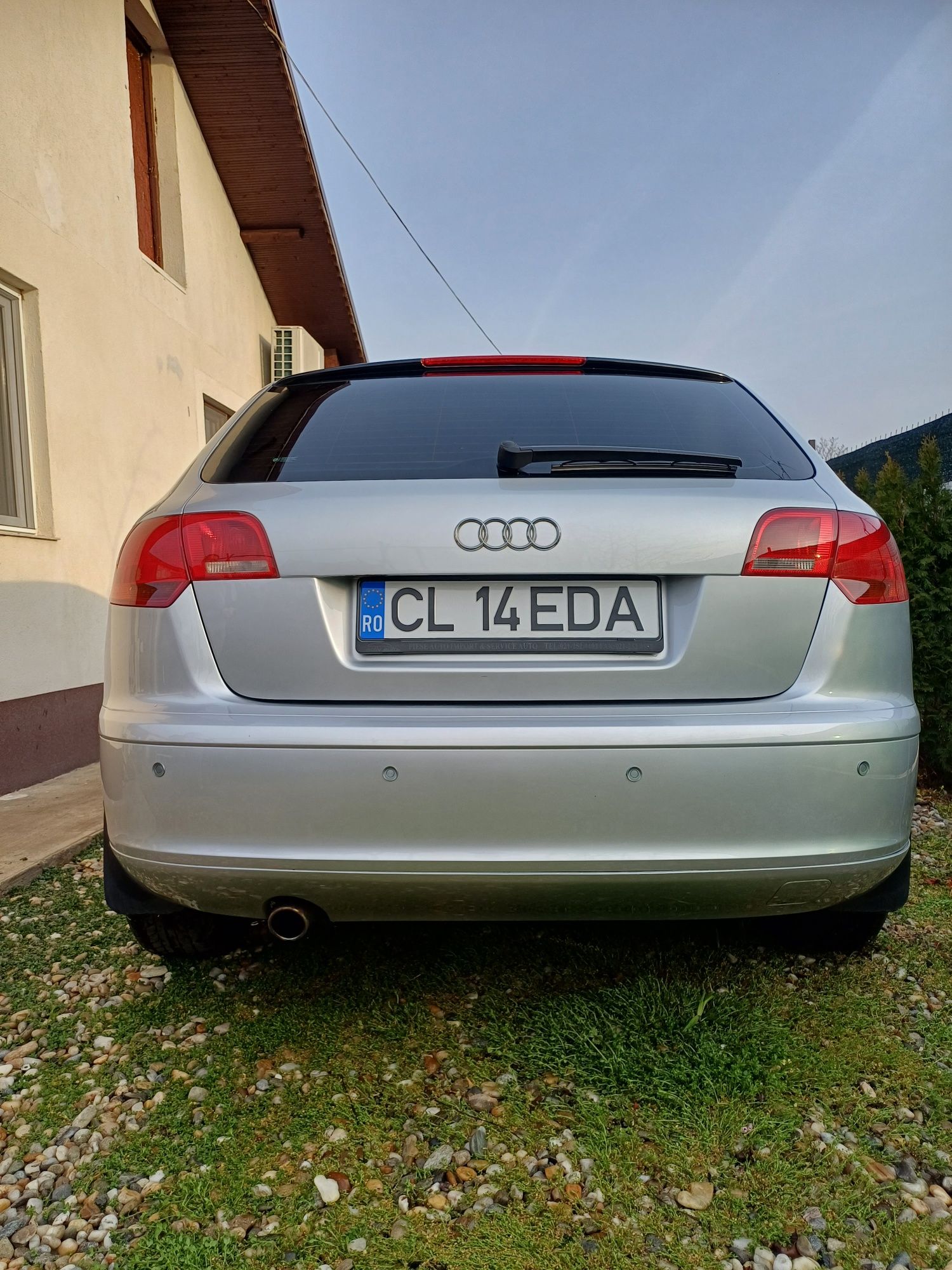 Audi A3 1.6 benzina 3950 negociabil.