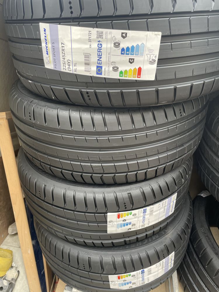 4бр.нови летни гуми Michelin Pilot Sport5 225/45/ZR17 94Y DOT 0624