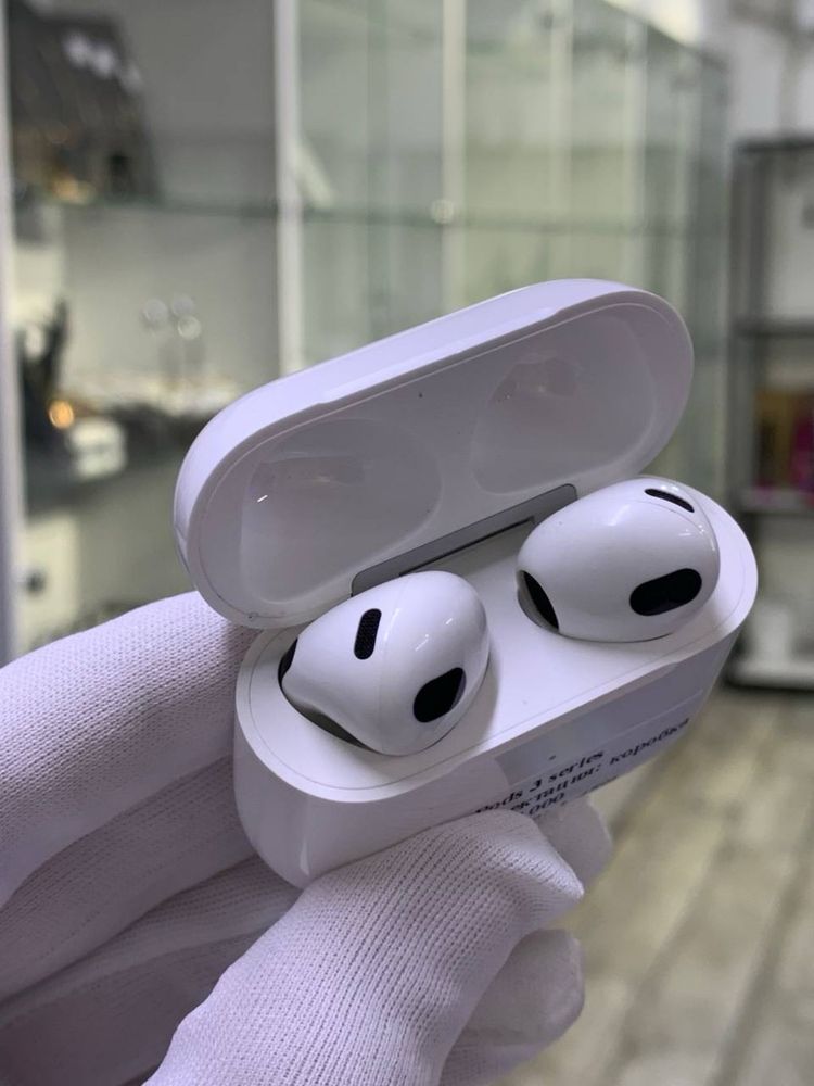 AirPods 3 series
