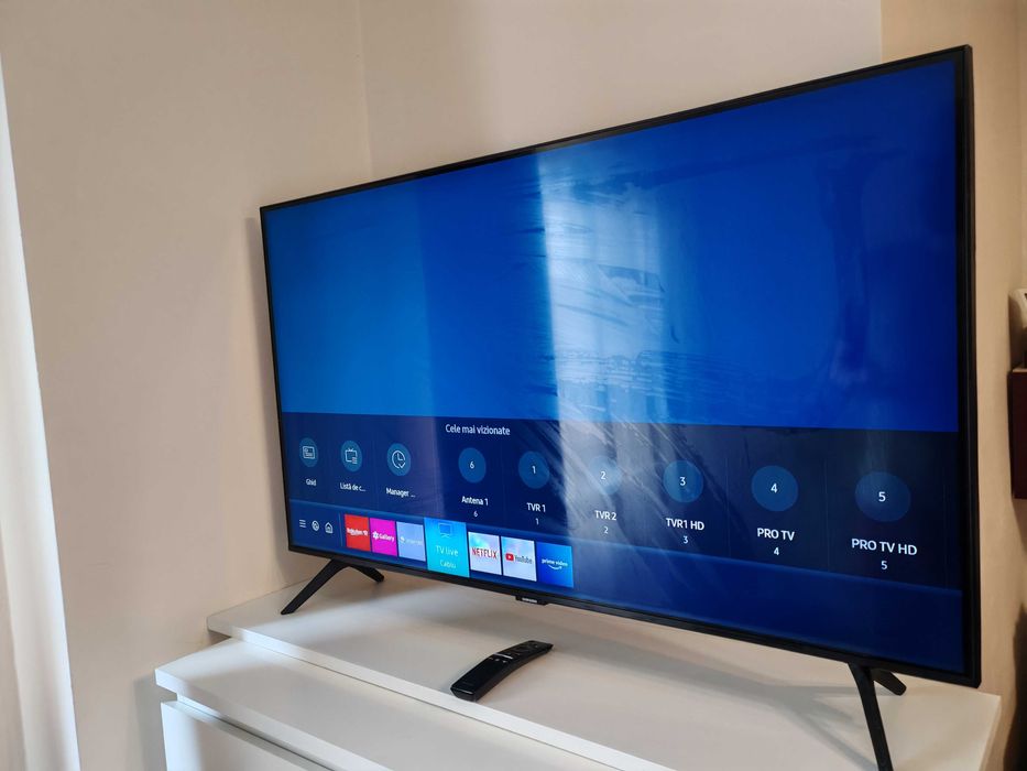 vând televizor Samsung nou
