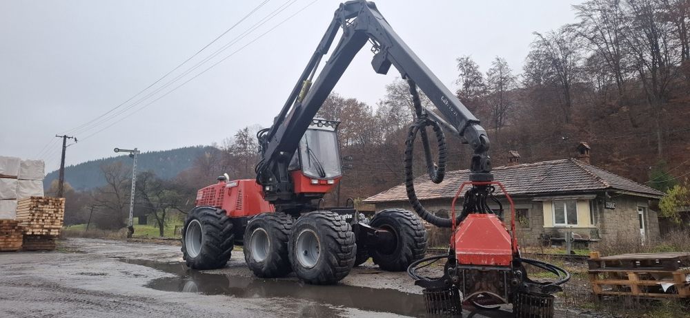 Harvester Komatsu 911.4