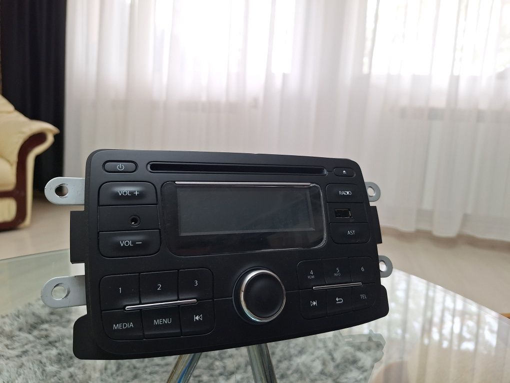 Radio USB Bluetooth Dacia Renault, rama Duster