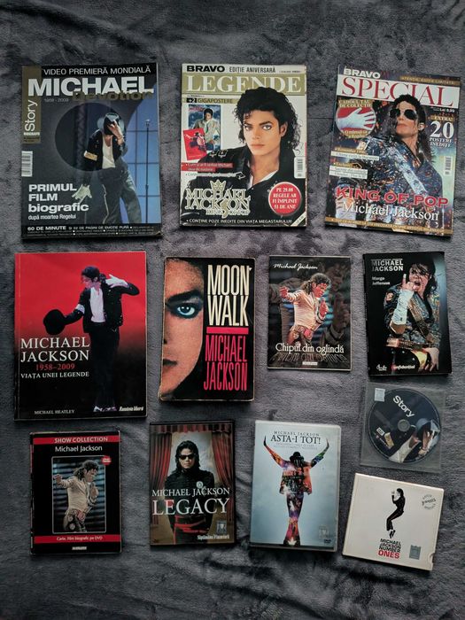 Colecție de cărți și CD-uri Michael Jackson