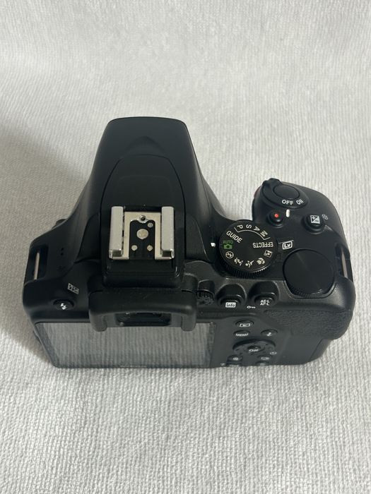 Aparat foto Nikon D3500