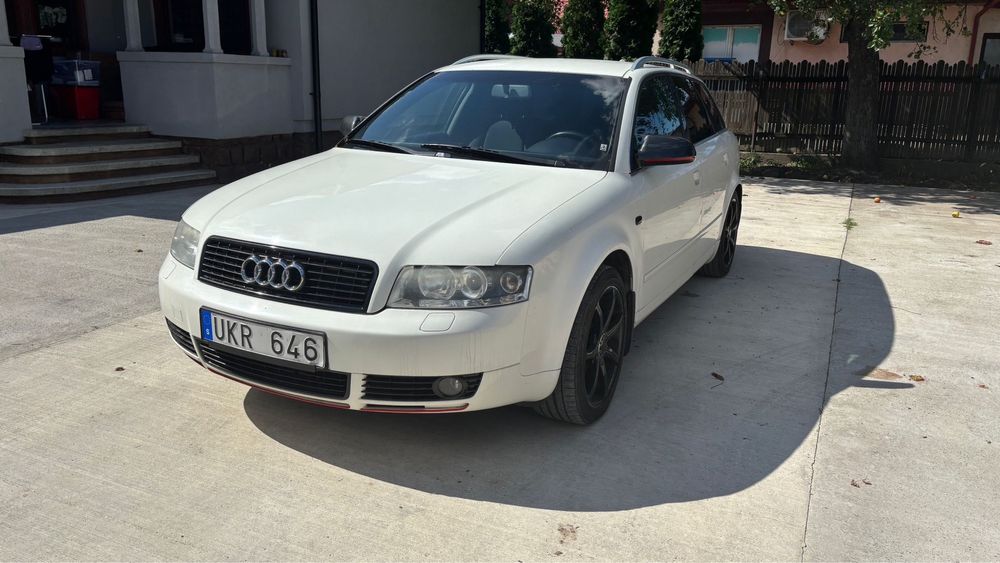 Audi A4 1.8 benzina numere de Suedia