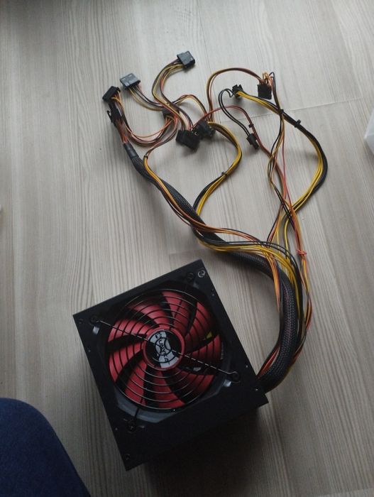 Sursă de alimentare  600w