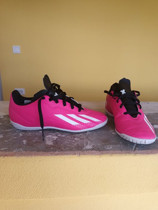 ADIDAS X SPEEDPORTAL.4 IN J . Marimea 35
Pantofi sală